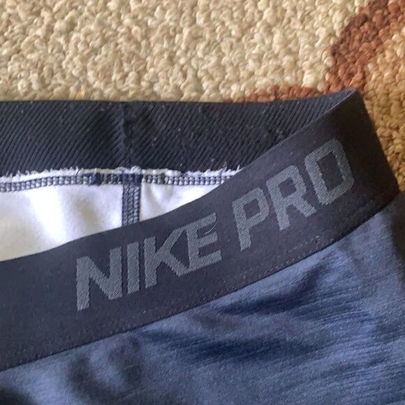 EUC NIKE PRO HYPERWARM SMALL OMBRÉ LEGGINGS - Picture 6 of 11